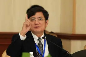 “当年留学就我一个人回来”，郑强教授的经历，应该给清北学子听图片