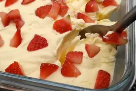 老左教你在家做冰激淋，这种做法最简单最靠谱，奶香浓郁没冰渣图片