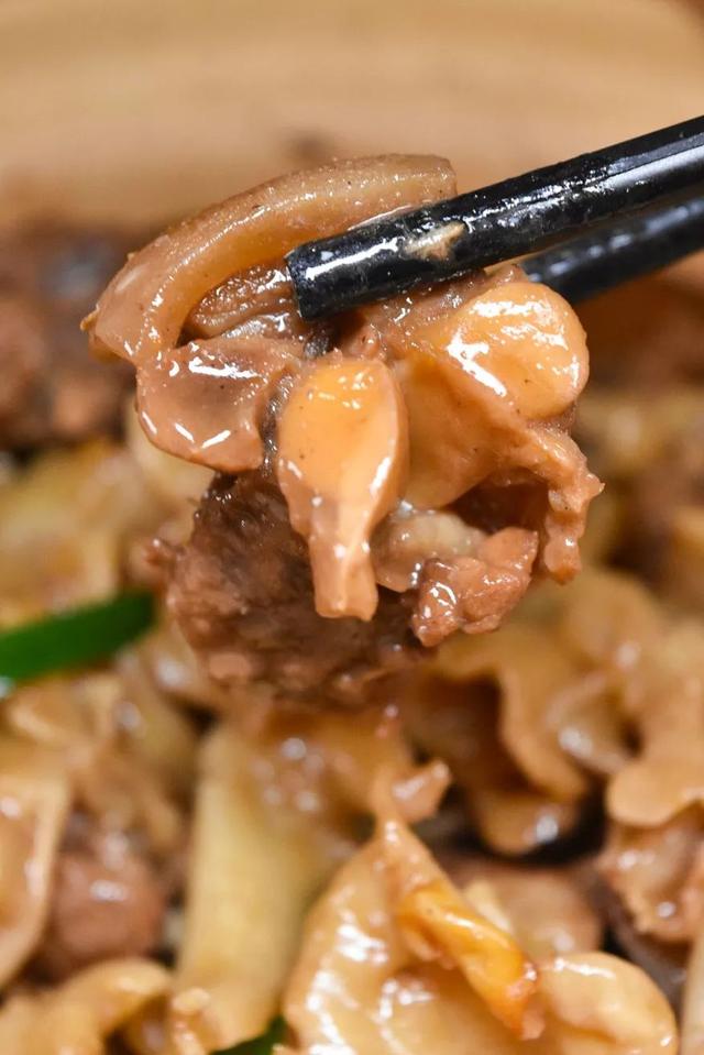 花胶褒羊肉 花胶煲羊肉有什么功效