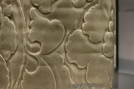 中国古代著名民窑名品：耀州窑刻花青瓷器，具有立体浮雕感图片