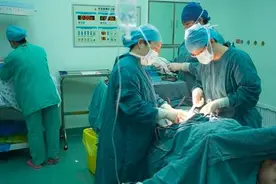 女性第2次“剖腹产”会比第1次更痛苦吗？医生讲了实话，别忽视图片