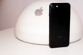 再战两年！苹果iPhone 7全网通历史最低价！视频封面