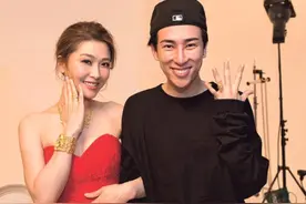 周丽淇孕后发动态，41岁美如少女，减轻穿搭无比时尚让人无比羡慕图片