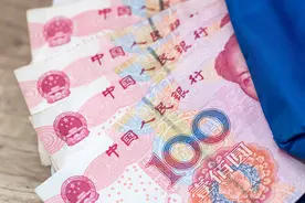​全国能一下子拿出100万现金的人数有多少？答案估计你想不到图片
