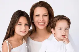 迪拜王妃跑了？世界以痛吻你，你扇他巴掌呀图片