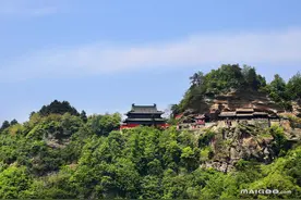 湖北十大爬山好去处 湖北爬山去哪里好 湖北爬山景点推荐图片