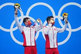 国歌再响又夺金图片