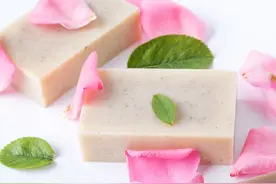 摆地摊需要莫大的勇气图片