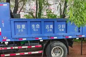 神回复：打今天起，咱俩各论各的，我管你叫哥，你管我叫爸图片