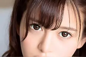 漂亮的亚洲女学生图片