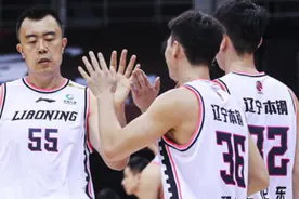 CBA夺冠概率广东辽宁六四开：辽篮内线有短板，广东软肋在后卫图片