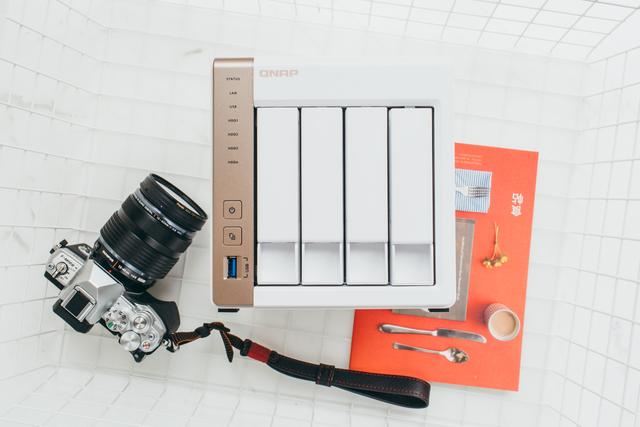 端口站长工具可以与其他工具集成吗（买了威联通NAS不会用小白看完这篇就明白）