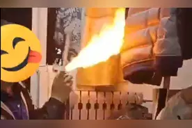 西安一高校学生宿舍玩火发抖音，消防顺着网线上门连“锅”端图片