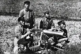 1949年首个率部打进南京总统府的解放军将领是谁，结局如何？图片