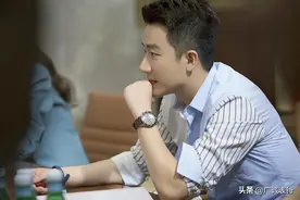 低调的演员黄轩，戴的手表可一点都不低调图片
