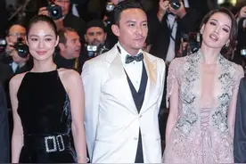 周韵气质高级？跟舒淇同框的时候，一点也不起眼呀！图片