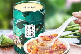 李子柒“桂花坚果藕粉”，打开包装有点懵，大颗坚果，桂花飘香图片