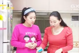 毛衣起球别担心，一块百洁布轻松搞定，瞬间让毛球消失，超实用！视频封面