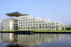 武水集团与江汉大学“产学研一体化发展”开新局图片