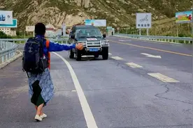 穷游女独自上路，说走就走的旅行，是洒脱还是傻？图片