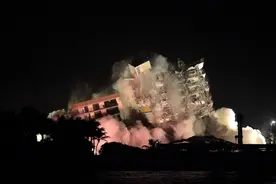“已经开始爆破拆除！”数百人生死不明，美国政府宣布重要决定图片