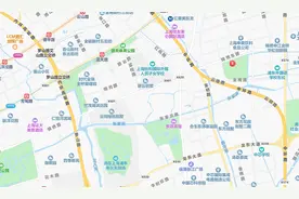 上海市浦东足球场即将建成：与效果图已经相差无几，果然没有跑道图片