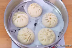 肉包里加上这个美味翻倍！难怪包子店排长队，口口留香图片