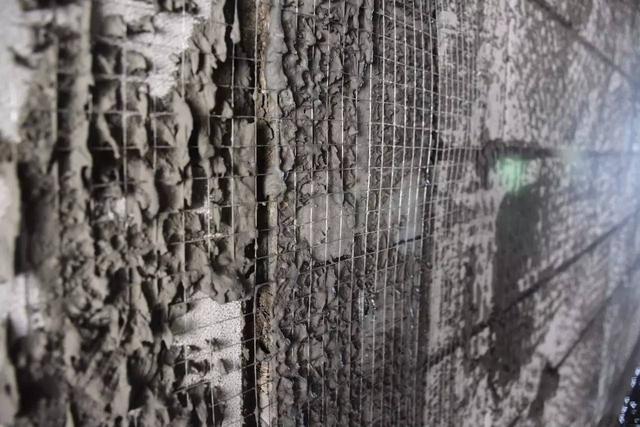 卫生间做完防水，贴不上瓷砖？都是因为泥瓦工人不懂这些方法