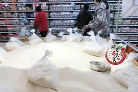 过年买大米，记住1个标准，不论啥牌子，米饭香甜松软，粒粒分明图片