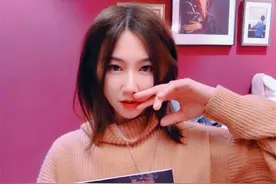 LOL：女神节到来之际，让我们回忆一下最早的LPL女神级解说图片