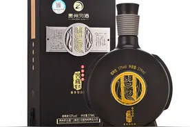 习酒窖藏1988与红花郎15这两款酒哪个更值得入手呢？图片