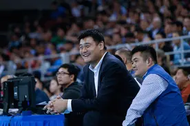 NBA：姚明职业生涯最伟大的4个时刻图片