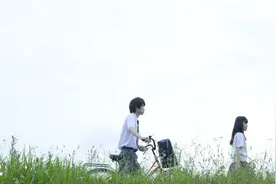 爱自己，和谁结婚都一样图片