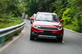 双频双路准确定位，华为米级导航，让你出行无忧图片