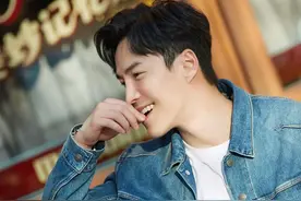 拍照必备-牛仔男孩图片