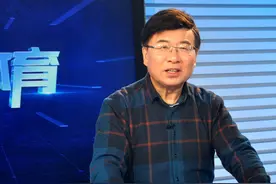 央视名嘴韩乔生：与初恋妻子爱一生，在母亲与岳母之间“和稀泥”图片