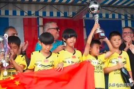 恭喜！根宝基地再现未来希望之星，徐根宝：他比当年的武磊还要强图片