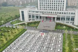 平安建设 ▏警车上路一律开启警灯——安阳公安举行全市大巡防行动启动仪式图片