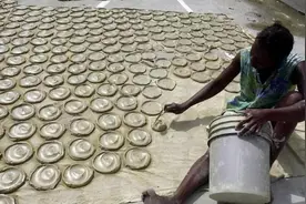 非洲地广人多，为何人们宁愿“吃土”，也不愿开垦耕种？图片