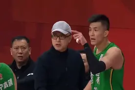破案了！郭艾伦技术犯规真因曝光，骂脏话惹祸，多镜头回顾全过程图片