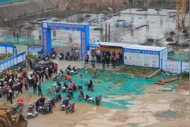 福建漳浦：海伦堡·海伦湾项目工地被抢占 谁在非法施工？图片