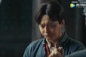 秋收起义时，毛泽东被抬着指挥作战，不是搞特殊，是不得不这样图片