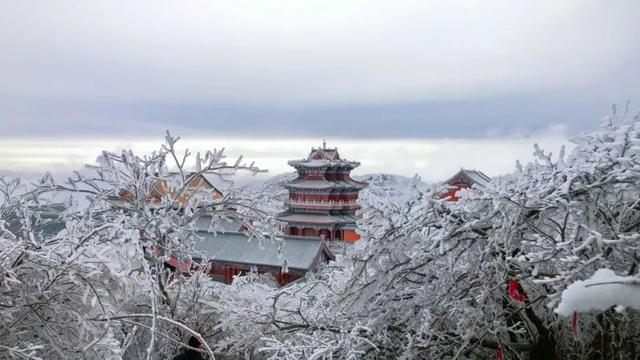 纳兰词里的冬天：十种唯美，万般柔情