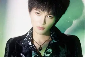 周深年度总结：劳模典范近30首歌曲上线，受欢迎影视OST歌手图片