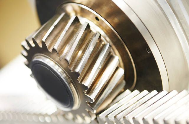 手动挡老司机鬼斧神工式操作，没有离合器一样可以换挡