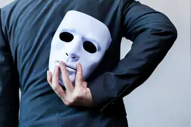 你越弱，身边的“坏人”就越多，甚至会发现自己根本没有朋友图片