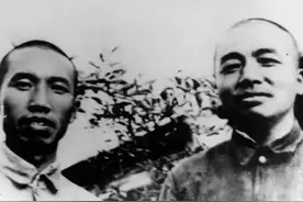 左权牺牲后，彭德怀为他做了3件事：报仇、题写碑文、照顾他女儿图片