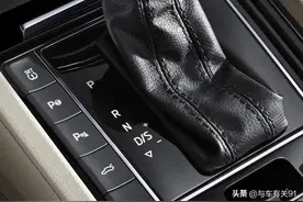 自动挡的加号和减号怎么用？很多车主从来没用过，手把手教会你图片