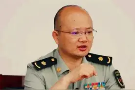 中国小伙25岁时研发出“导弹克星”，战时可保护数千战机，立大功图片