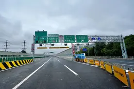 定了！龙东大道改建工程主线高架明晚通车，配套交通组织方案出炉图片
